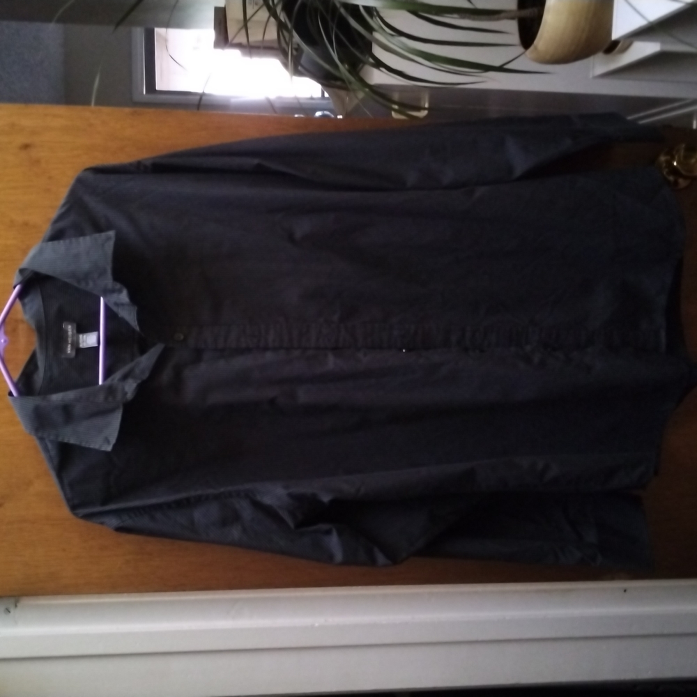 Van Heusen Long Sleeve Pin Stripe Button Dress Shirt Size XL